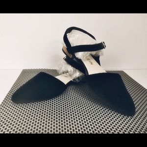 Anne Klein Women's Odell Velvet Flat 8M